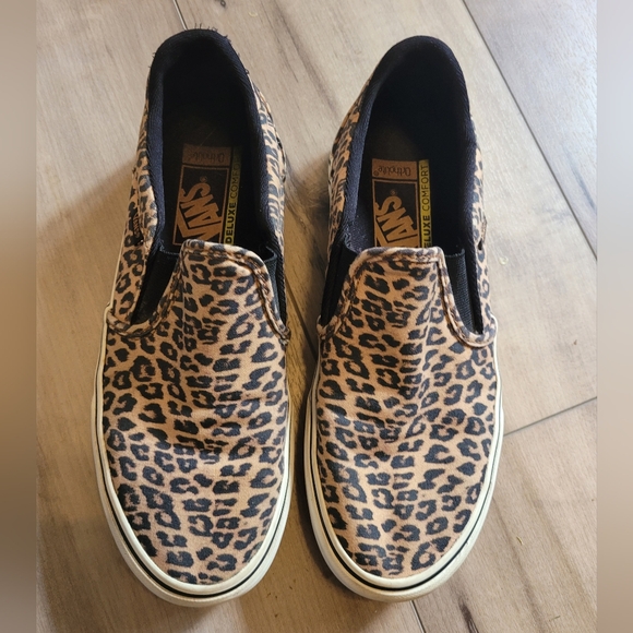 Vans Shoes - Vans Cheetah Print Shoes